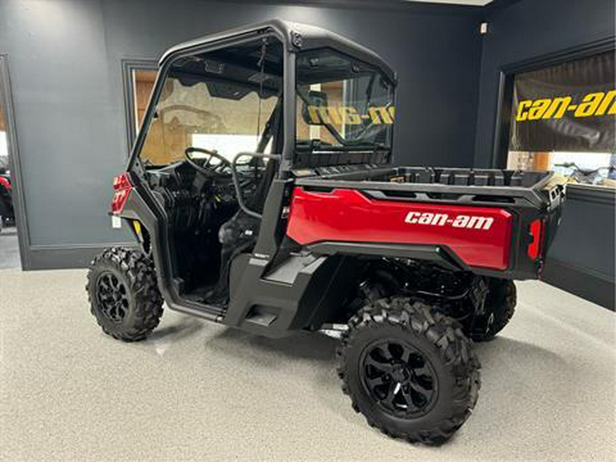 2024 Can-Am Defender XT HD10