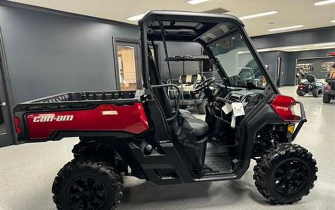 2024 Can-Am Defender XT HD10