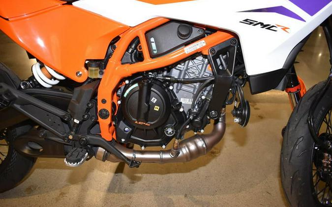 2026 KTM F5375Z6