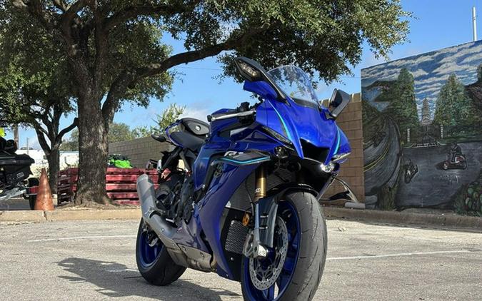 2026 Yamaha YZF-R1
