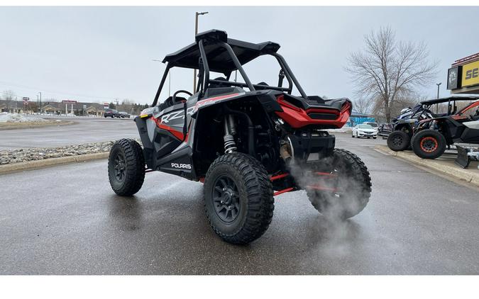 2022 Polaris Industries RZR XP 1000 PREMIUM - INDY RED