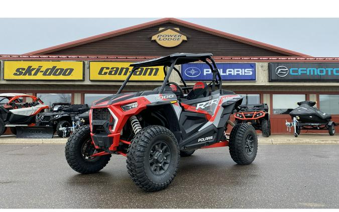 2022 Polaris Industries RZR XP 1000 PREMIUM - INDY RED