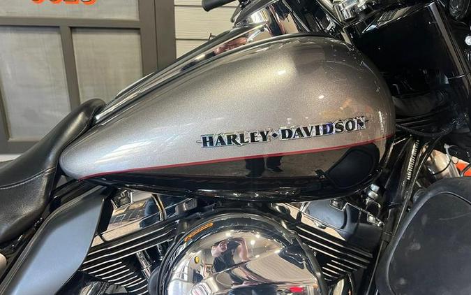 2016 Harley-Davidson® FLHTKL - Ultra Limited Low