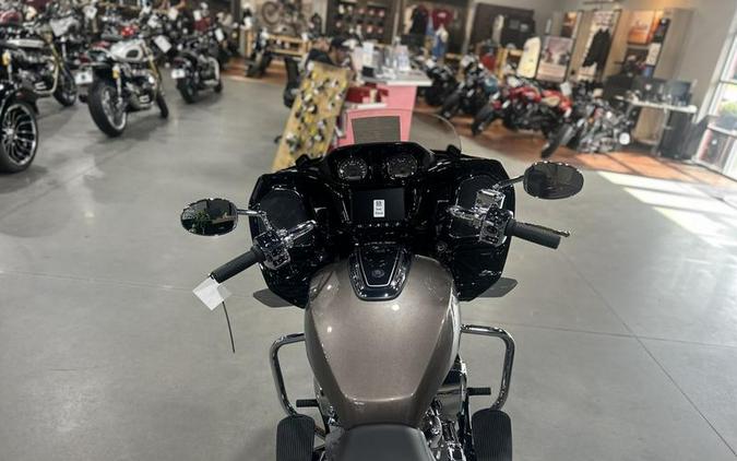 2026 Indian Motorcycle® Challenger® Limited 112 Nara Bronze Metallic