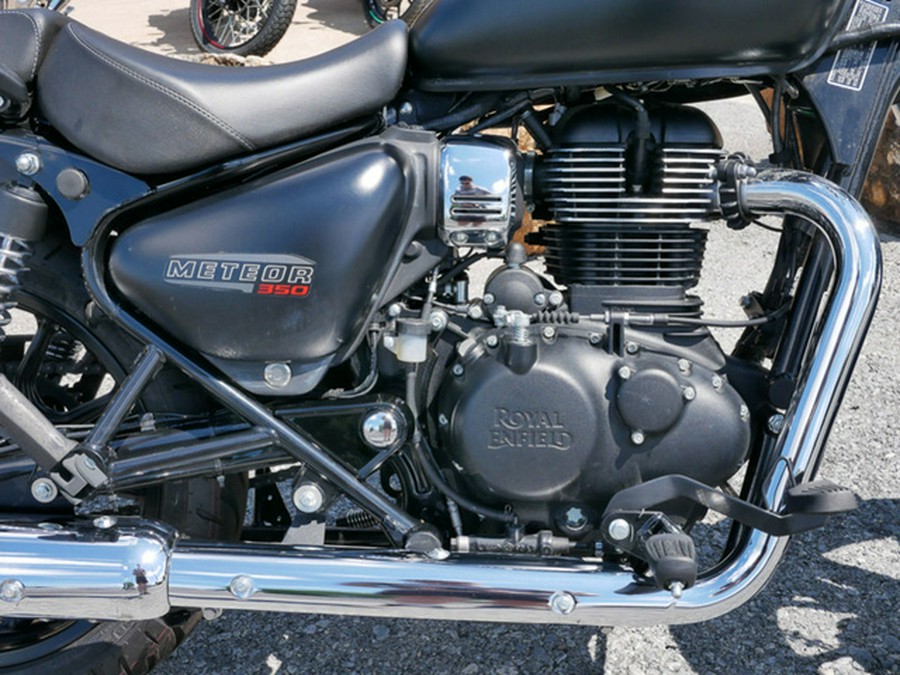 2023 Royal Enfield Meteor 350 Stellar Black