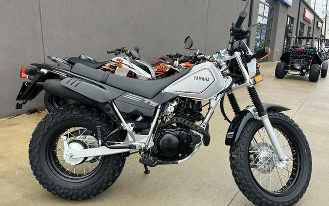 2025 Yamaha TW 200