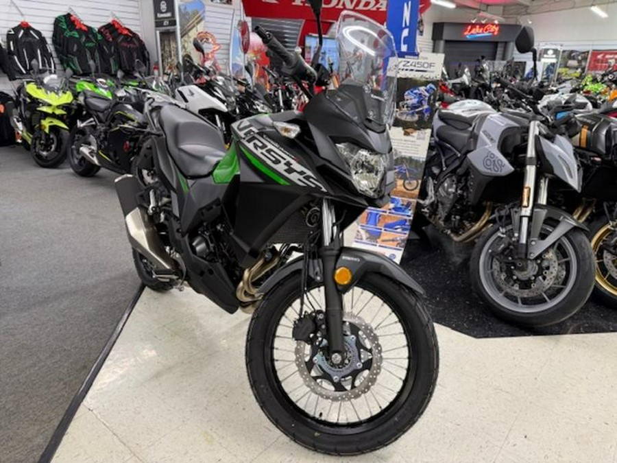 2025 Kawasaki Versys®-X 300 ABS