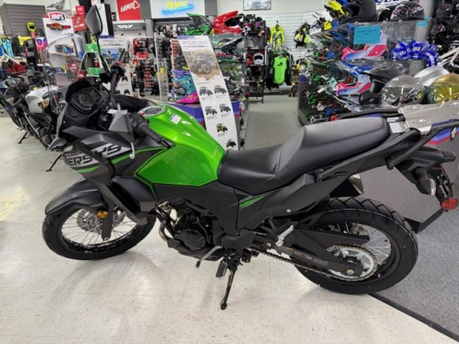 2025 Kawasaki Versys®-X 300 ABS