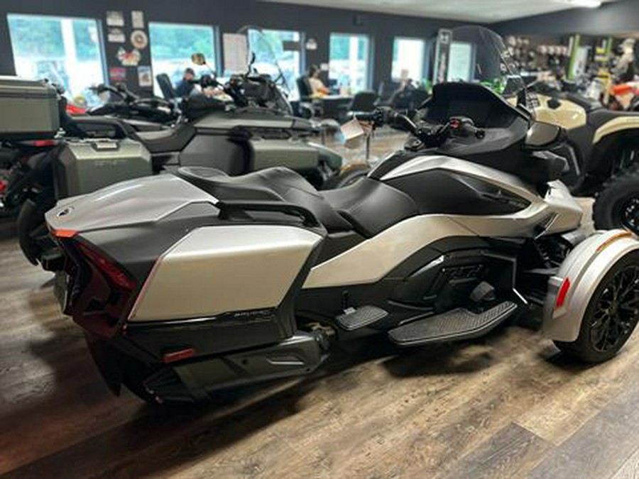 2025 Can-Am Spyder RT