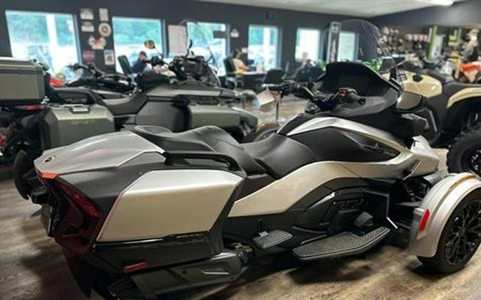 2025 Can-Am Spyder RT