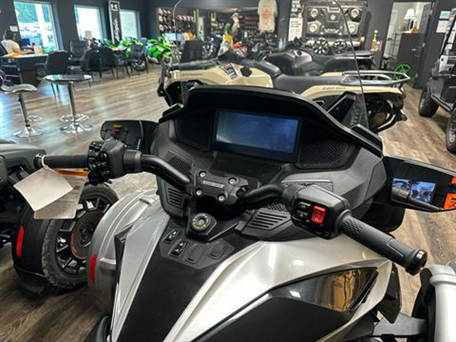 2025 Can-Am Spyder RT