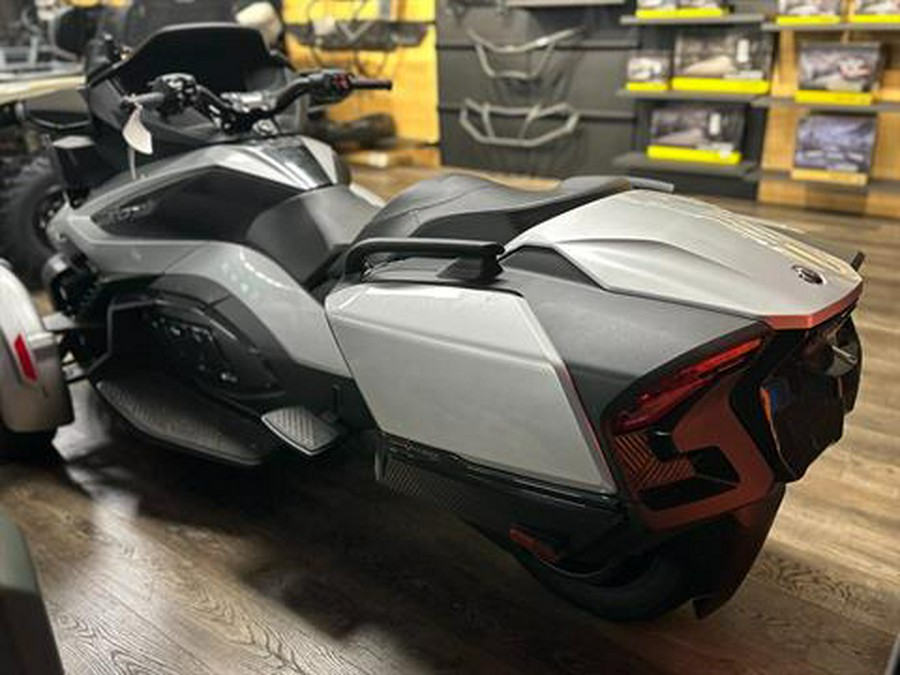 2025 Can-Am Spyder RT