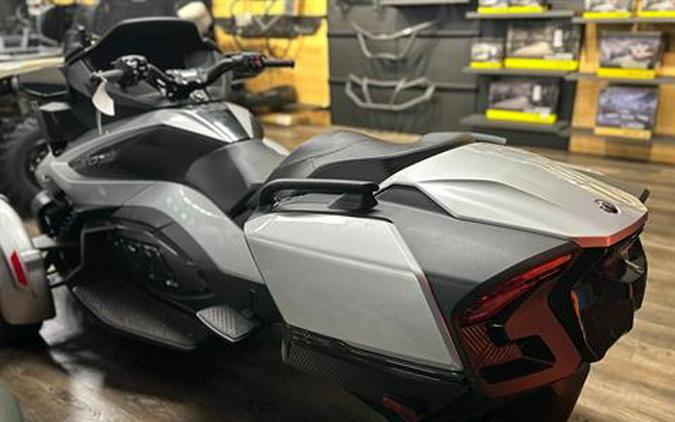2025 Can-Am Spyder RT