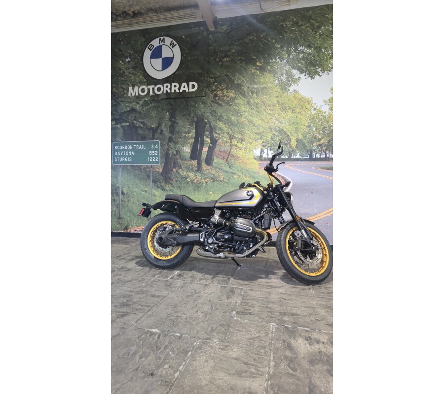 2025 BMW Motorrad R 12 Option 719