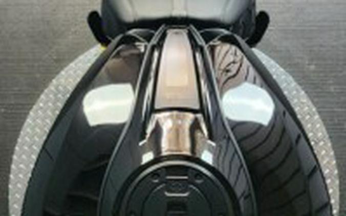 2025 Harley-Davidson® Road Glide™ FLTRX VIVID BLACK