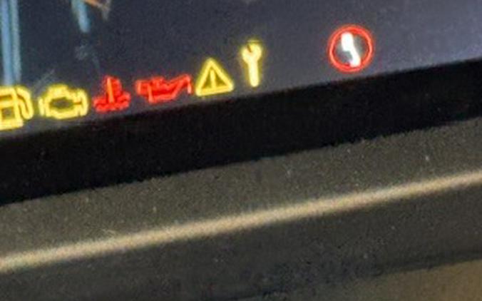 2025 Harley-Davidson® Road Glide™ FLTRX VIVID BLACK