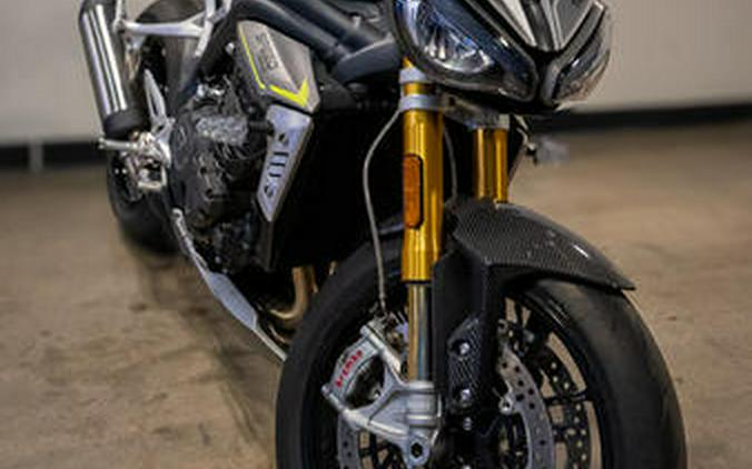 2022 Triumph Speed Triple 1200 RS Matte Silver Ice