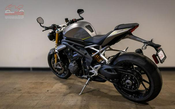 2022 Triumph Speed Triple 1200 RS Matte Silver Ice