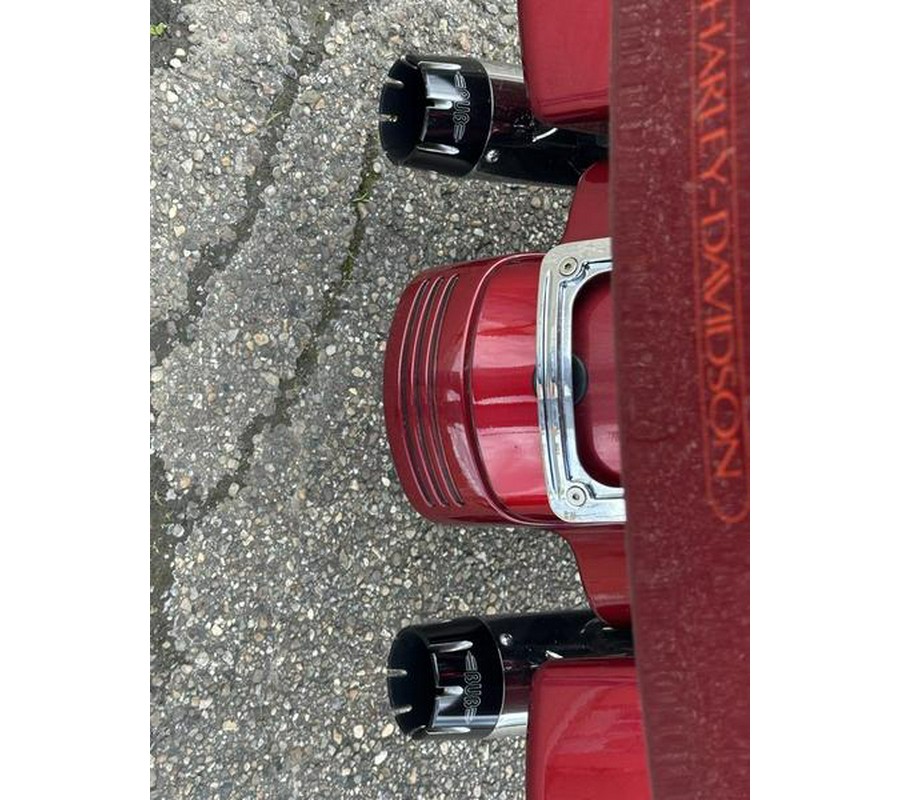 2005 Harley-Davidson® FLHTCSE2