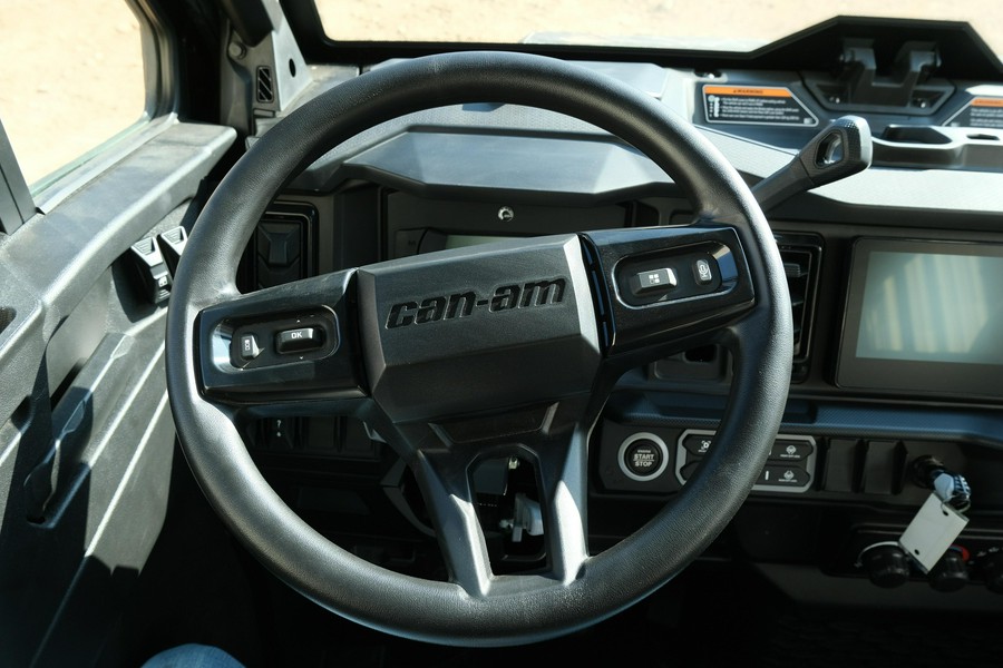 2026 CAN-AM DEFENDER MAX XT CAB HD11 WITH 1025 INCH TOUCHSCREEN