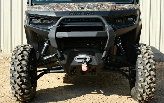 2026 CAN-AM DEFENDER MAX XT CAB HD11 WITH 1025 INCH TOUCHSCREEN