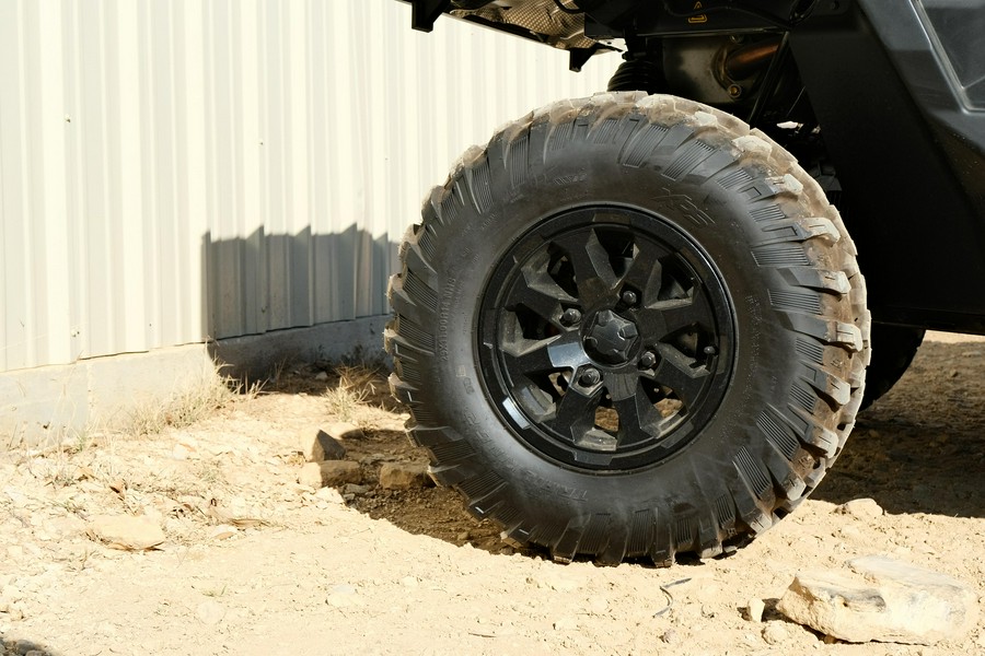 2026 CAN-AM DEFENDER MAX XT CAB HD11 WITH 1025 INCH TOUCHSCREEN