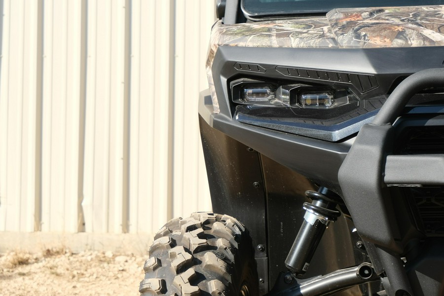 2026 CAN-AM DEFENDER MAX XT CAB HD11 WITH 1025 INCH TOUCHSCREEN