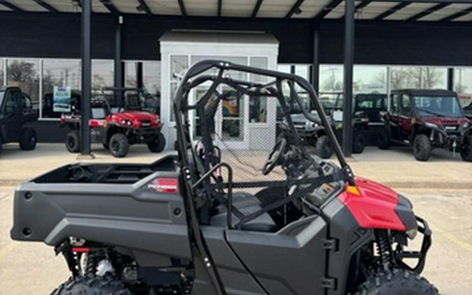 2026 Honda Pioneer 700 Deluxe