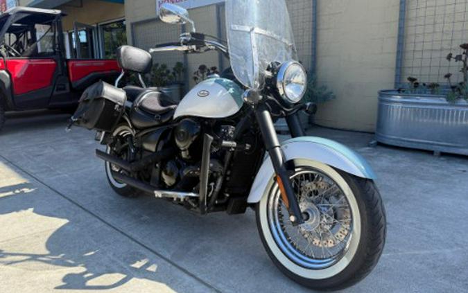 2020 Kawasaki Vulcan 900 Classic