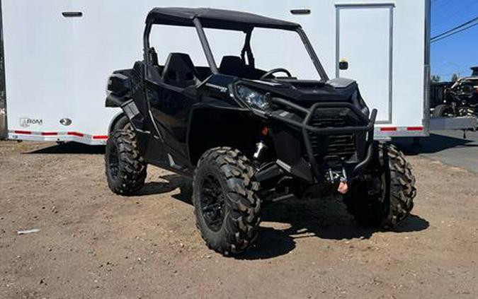 2023 Can-Am Commander XT 700