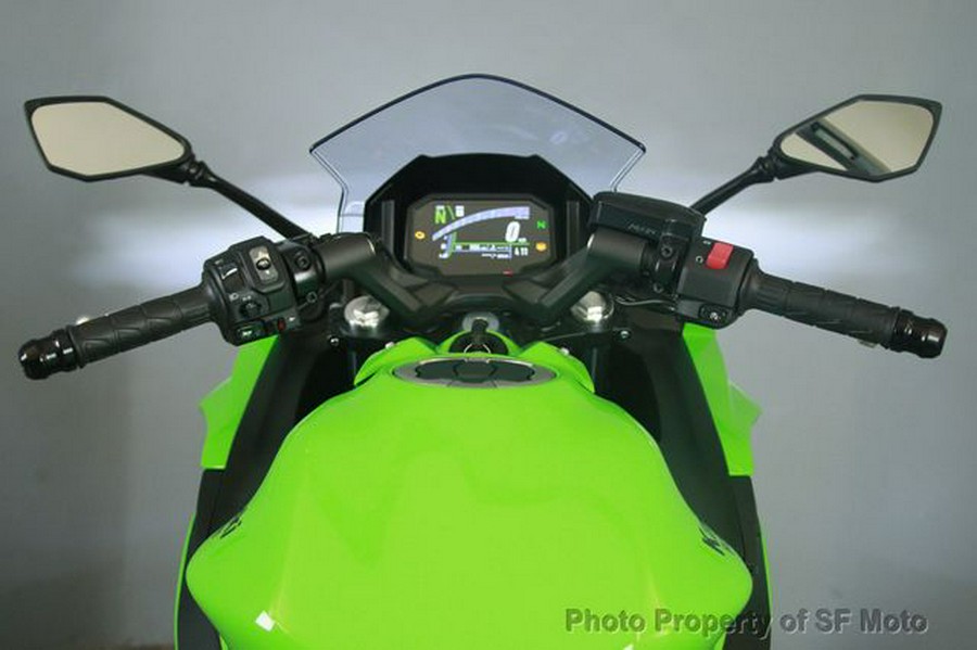 2025 Kawasaki Ninja 650 KRT ABS