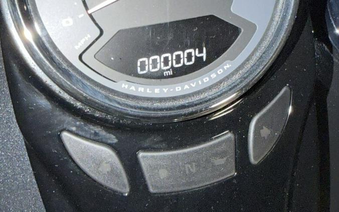 2026 Harley-Davidson® Heritage Classic® FLHC MIDNIGHT EMBER