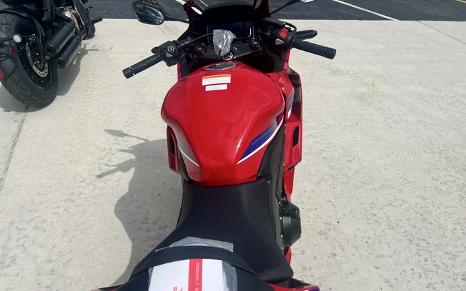 2025 Honda CBR500R