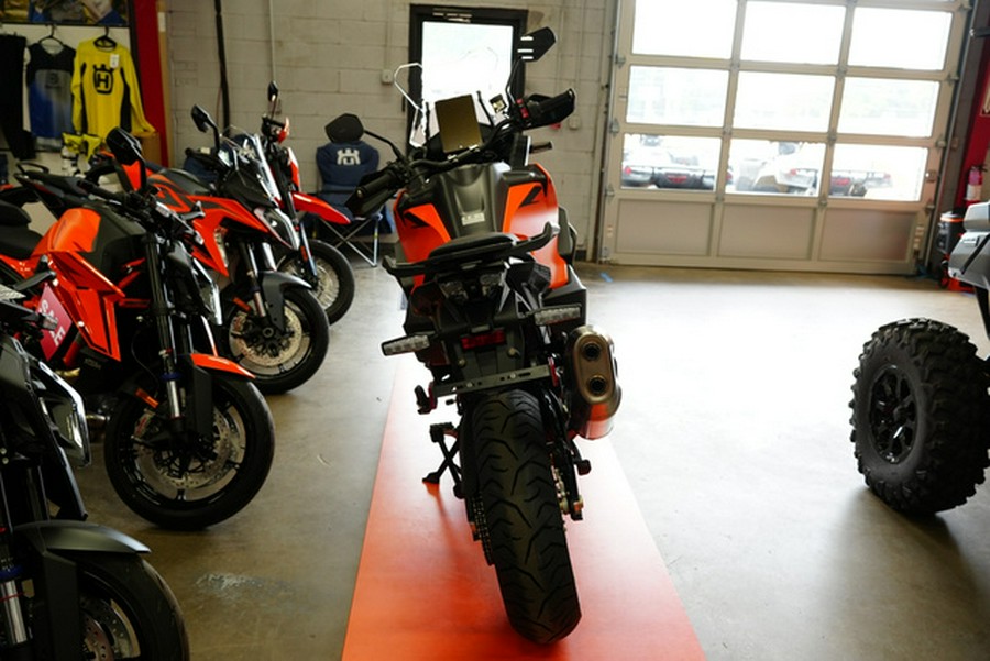 2027 KTM Super Adventure 1390 S