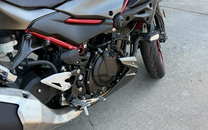 2024 Kawasaki Z500 SE ABS