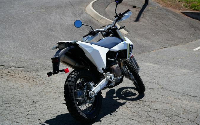 2027 Husqvarna Motorcycles Enduro 701