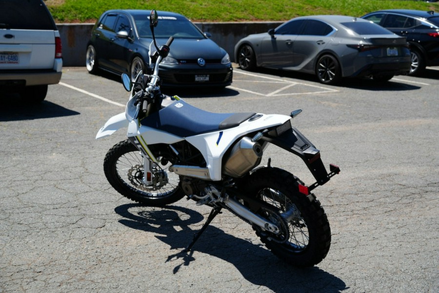 2027 Husqvarna Motorcycles Enduro 701