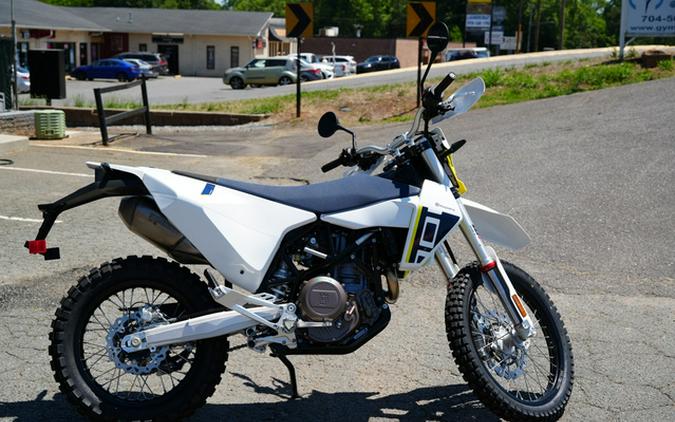 2027 Husqvarna Motorcycles Enduro 701