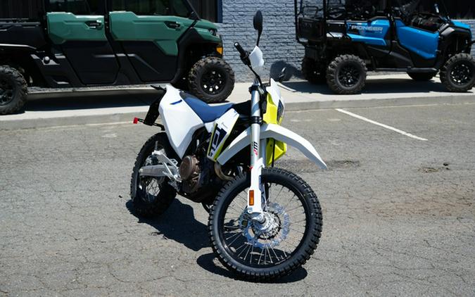 2027 Husqvarna Motorcycles Enduro 701