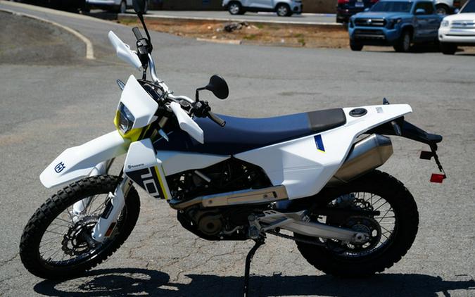 2027 Husqvarna Motorcycles Enduro 701