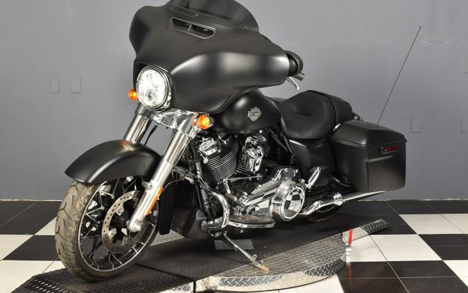 2022 Harley-Davidson Street Glide Special