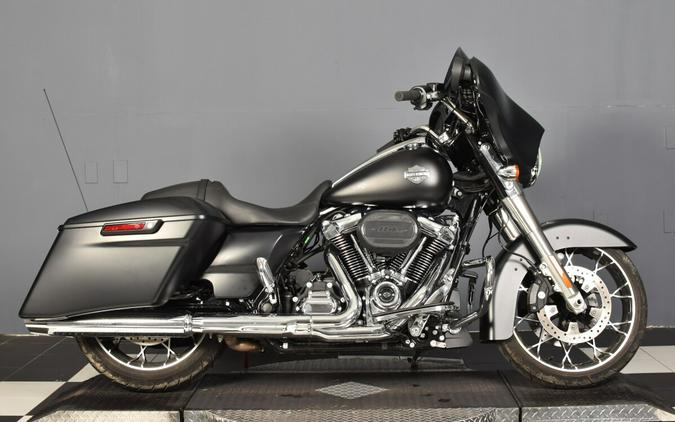 2022 Harley-Davidson Street Glide Special