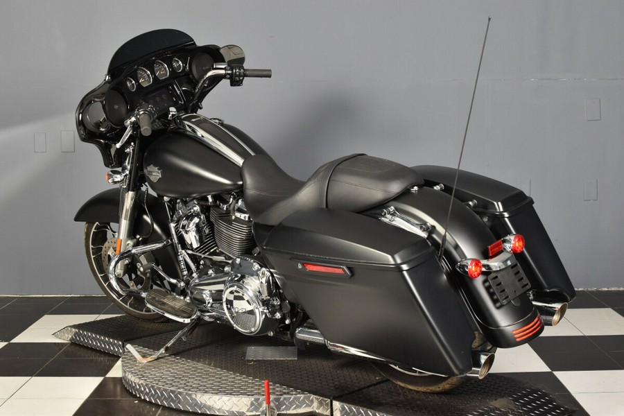 2022 Harley-Davidson Street Glide Special