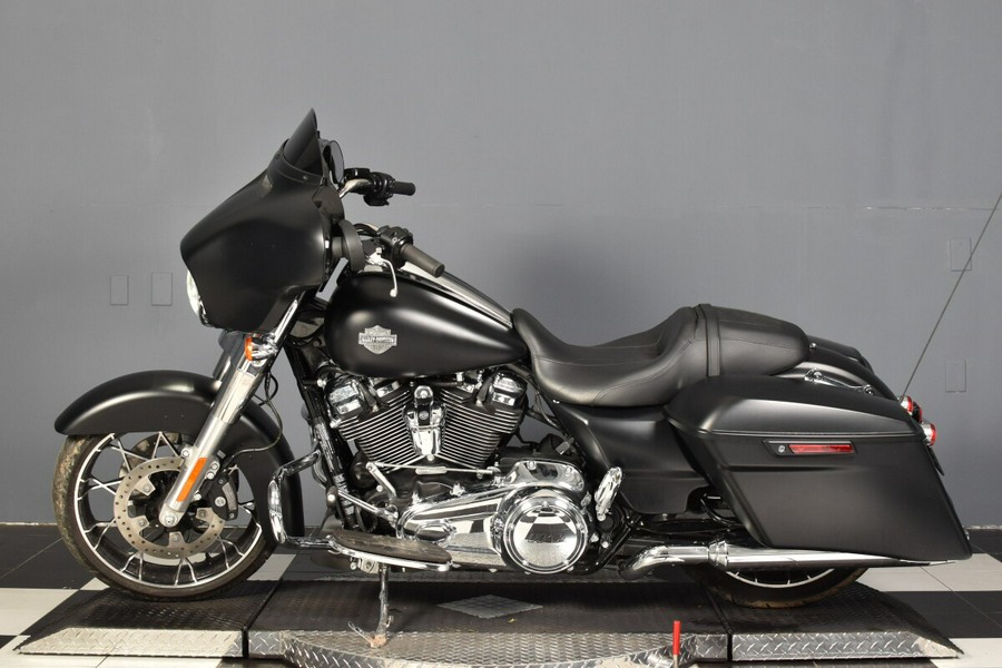 2022 Harley-Davidson Street Glide Special