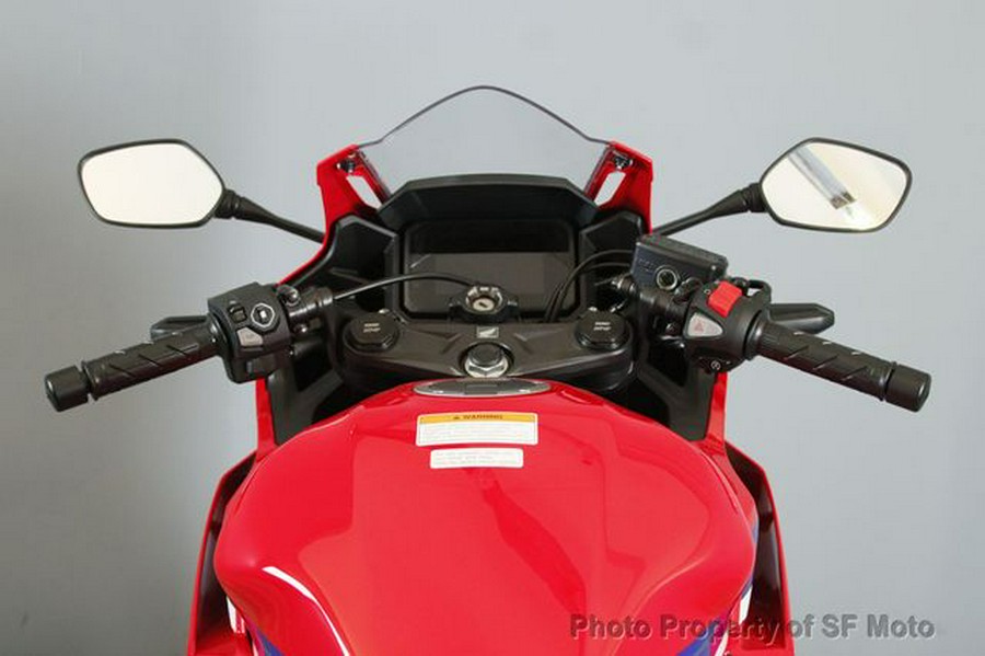 2025 Honda CBR500R ABS