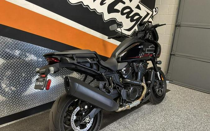 2025 Harley-Davidson® RA1250ST - Pan America® 1250 ST