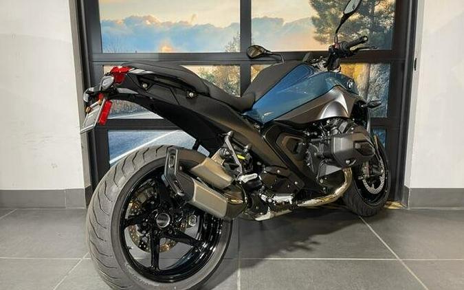 2026 BMW R 1300 R