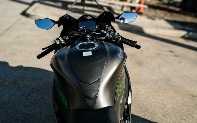 2025 KAWASAKI NINJA ZX-10RR ABS