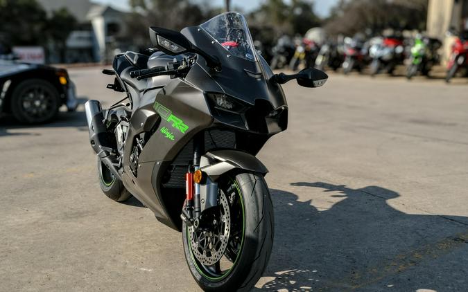 2025 KAWASAKI NINJA ZX-10RR ABS