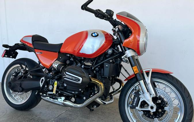 2026 BMW R12S